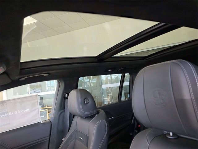 New 2026 Mercedes-Benz GLS 63 AMG 4MATIC image 7