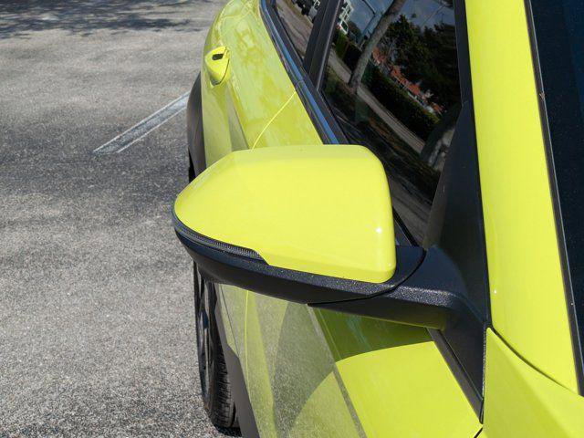 New 2026 Hyundai Kona Limited FWD image 8