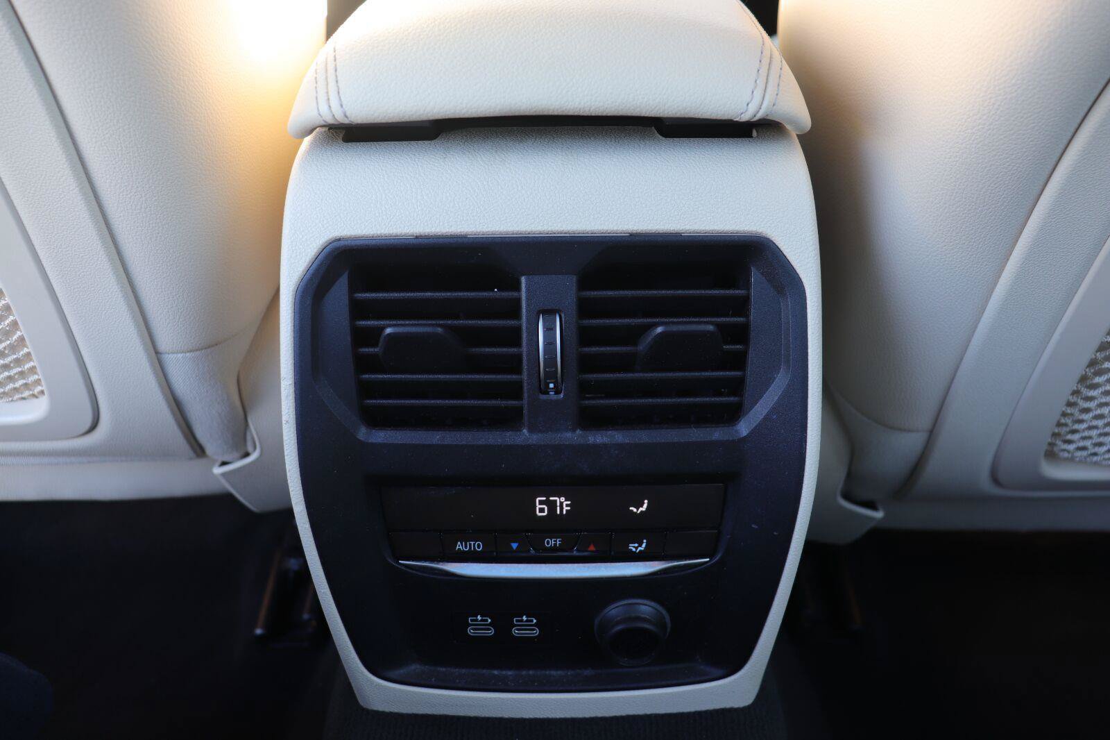 Used 2019 BMW 330i Sedan w/ Premium Package RWD image 19
