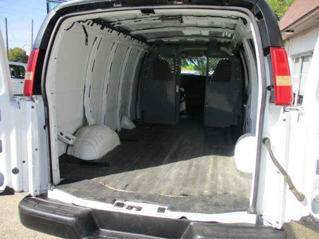 Used 2006 Chevrolet Express 1500 image 6