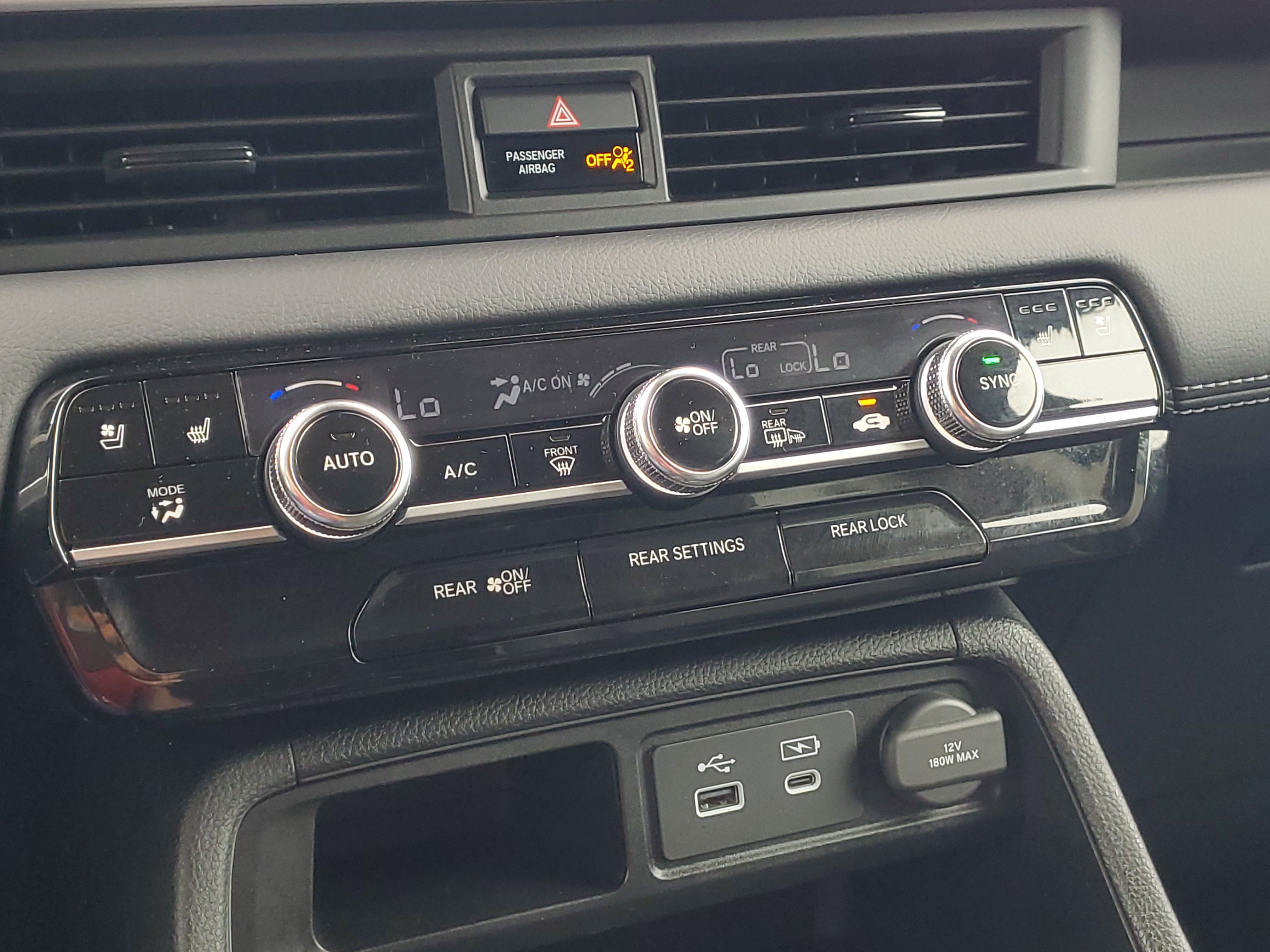 Certified 2025 Honda Pilot Elite image 31