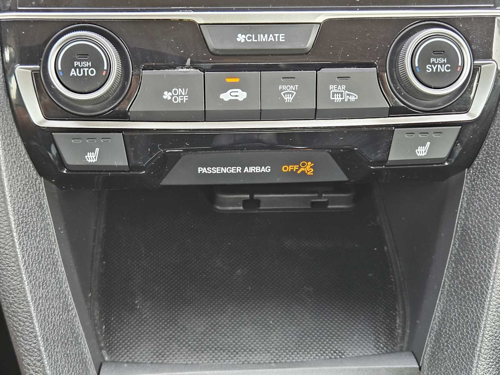 Used 2018 Honda Civic Touring image 19