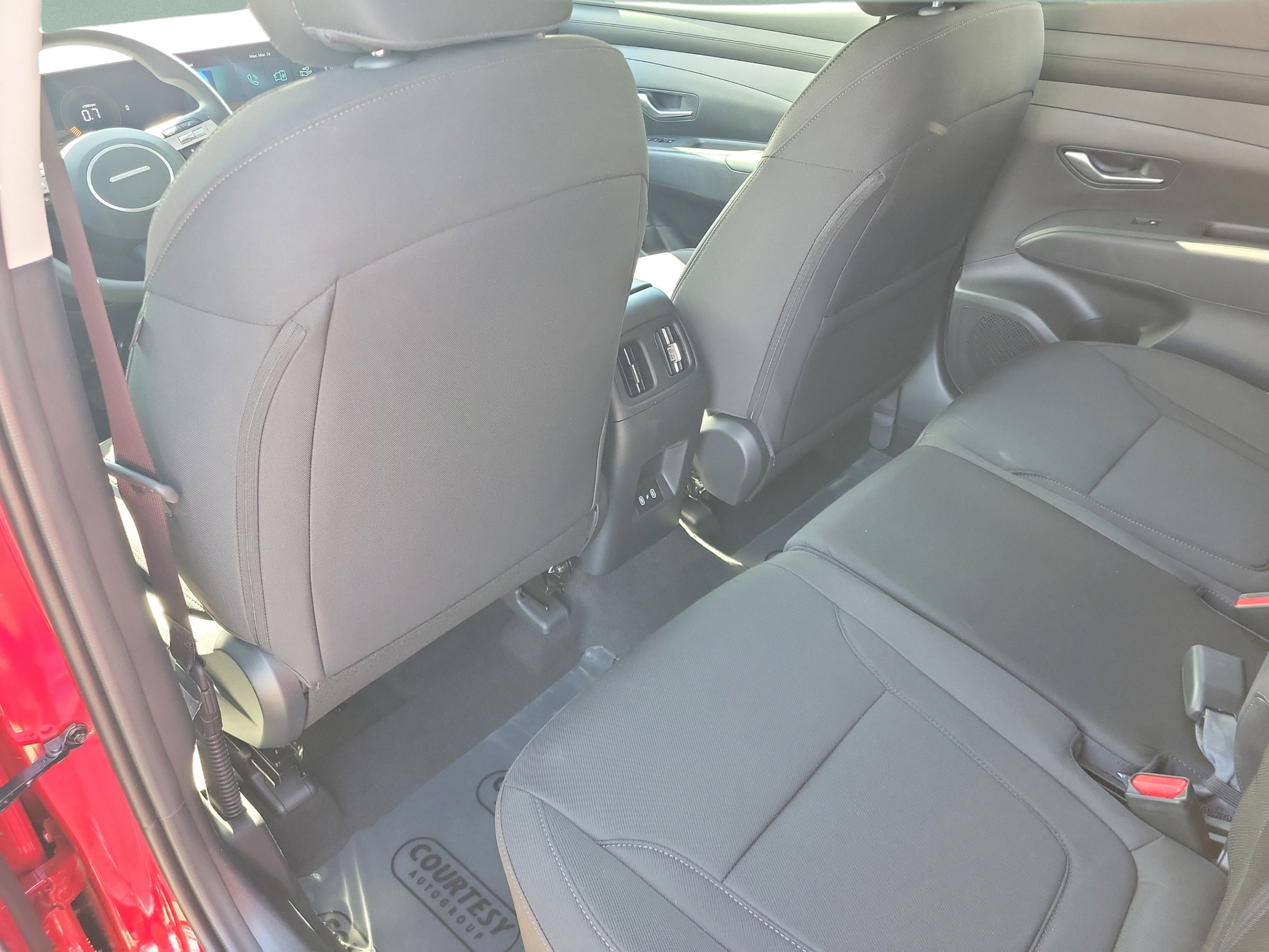 New 2026 Hyundai Tucson SEL FWD image 10