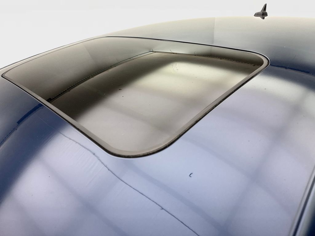 Used 2022 Volkswagen Passat 2.0T SE FWD image 23