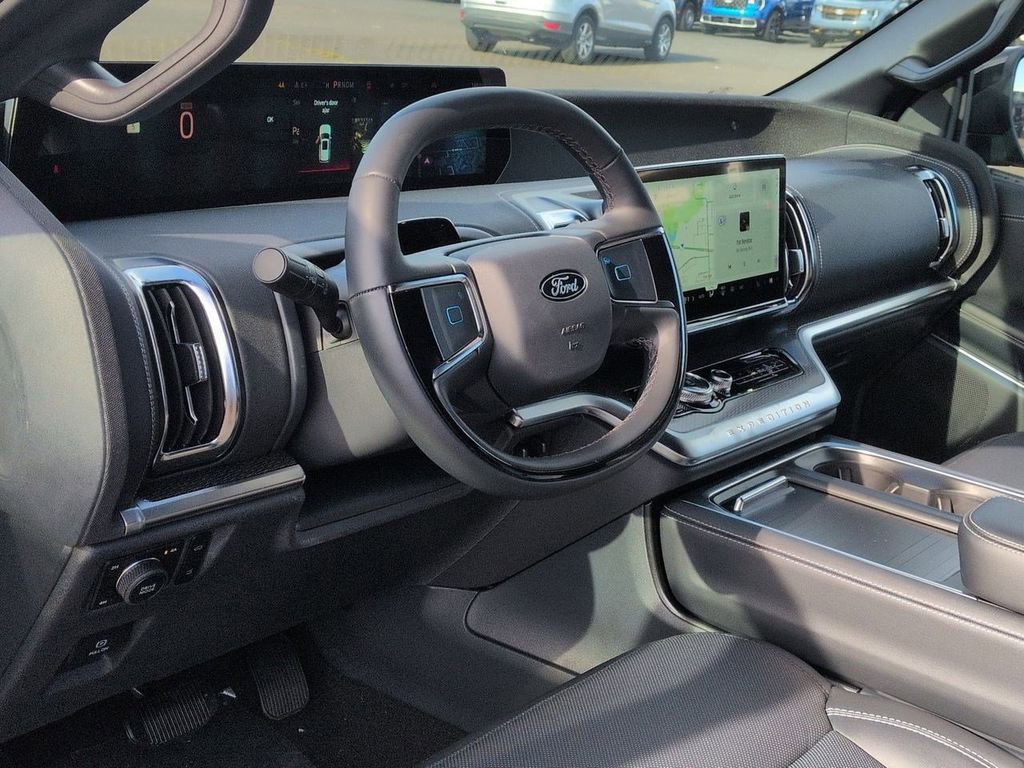 New 2025 Ford Expedition Platinum w/ Stealth Performance Package AWD/4WD image 12