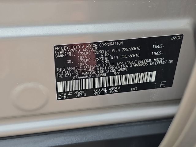 Used 2023 Toyota Venza LE image 35