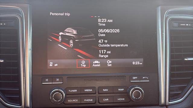 Used 2017 Porsche Macan S AWD/4WD image 18