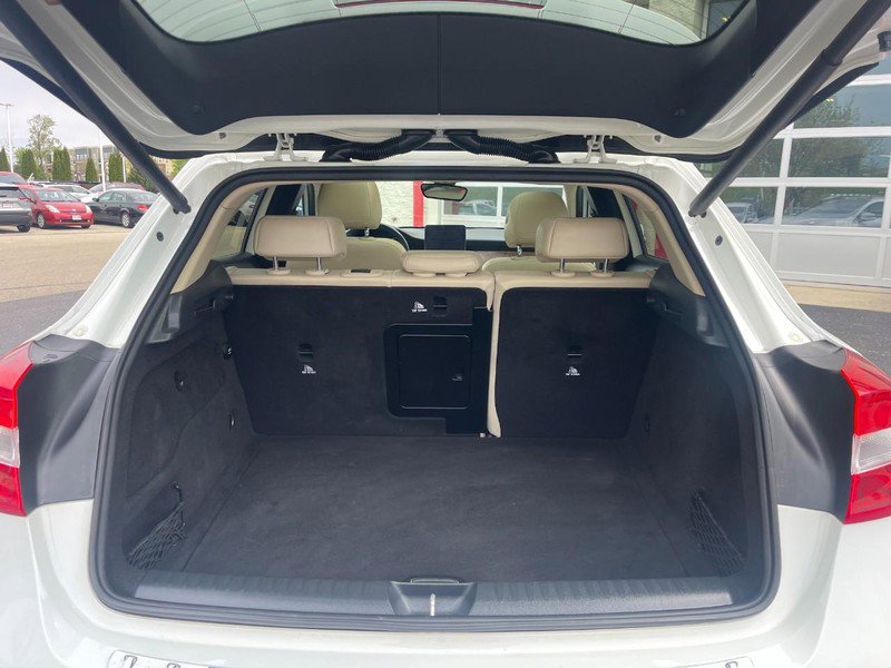 Used 2018 Mercedes-Benz GLA 250 w/ Premium Package image 16