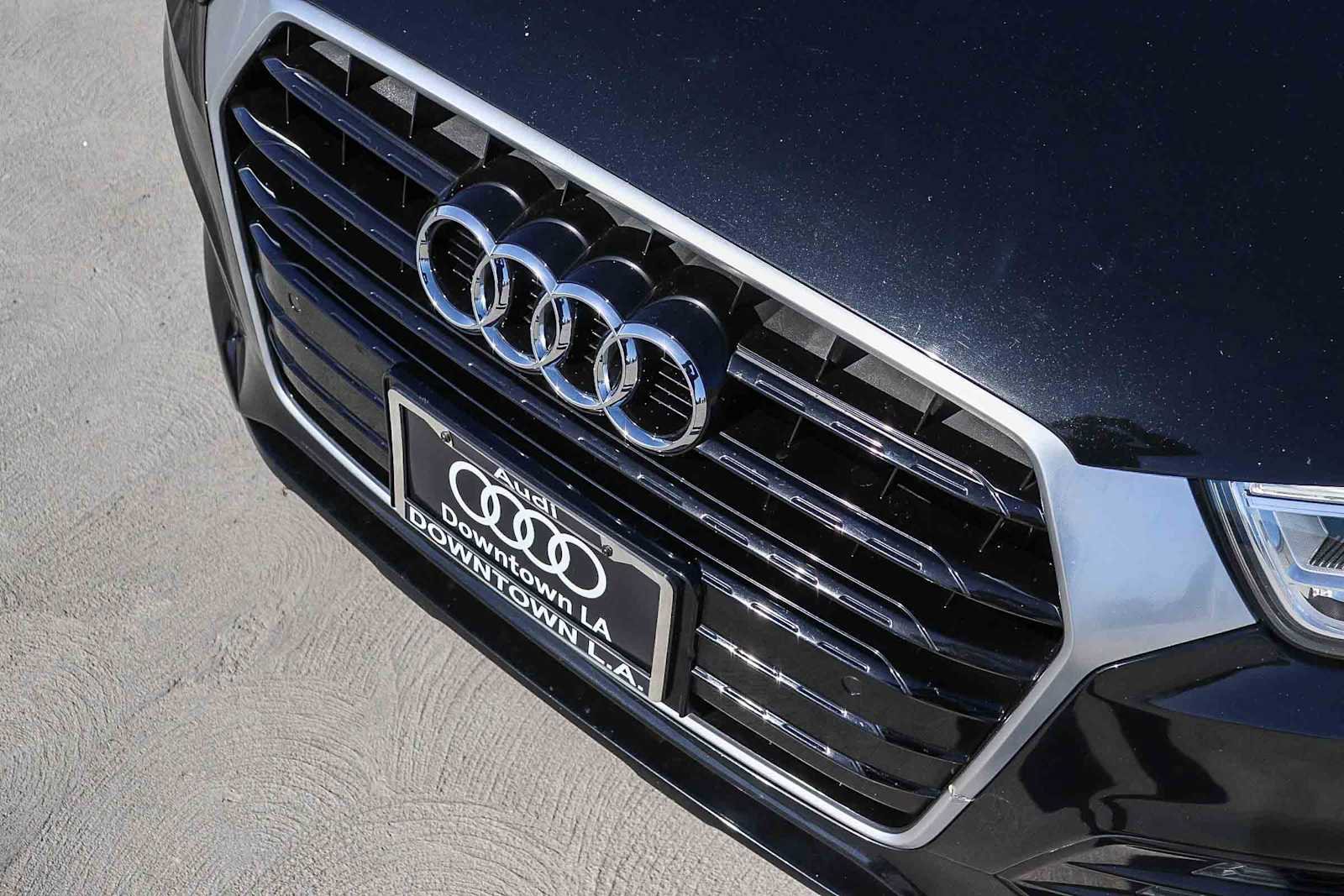 Used 2018 Audi Q3 2.0T Premium Plus w/ Premium Plus Package image 8