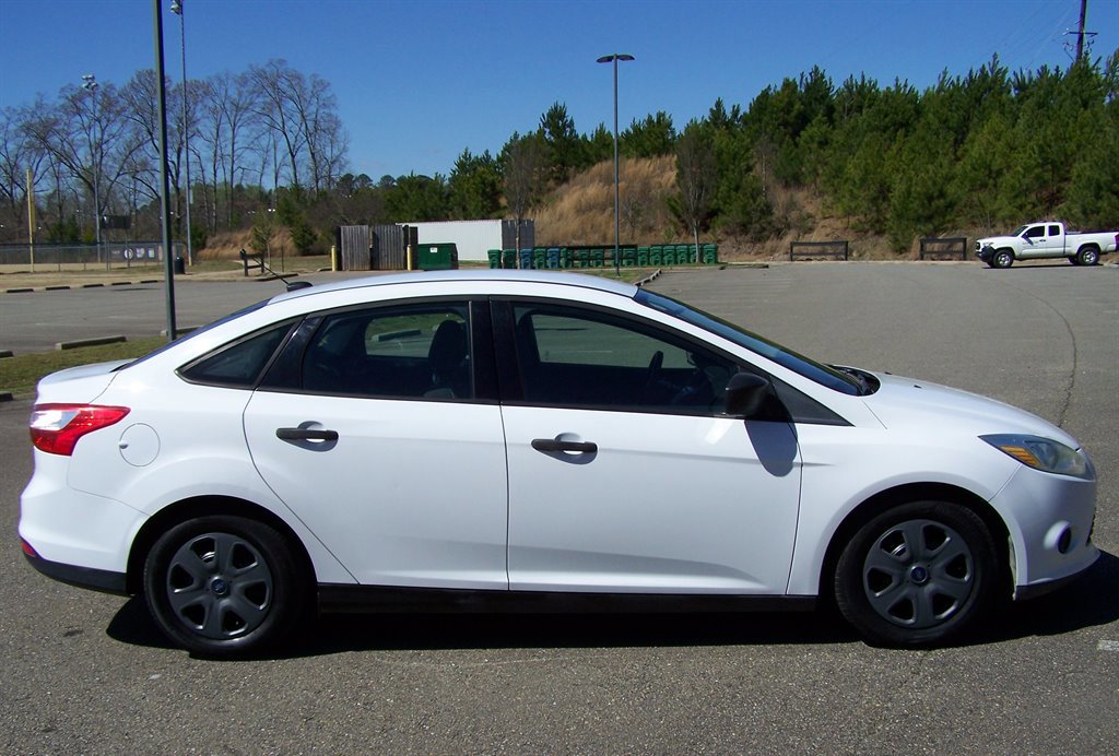 Used 2013 Ford Focus S image 5