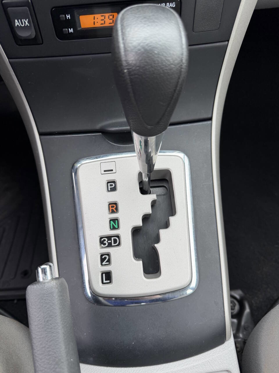 Used 2010 Toyota Corolla LE image 25