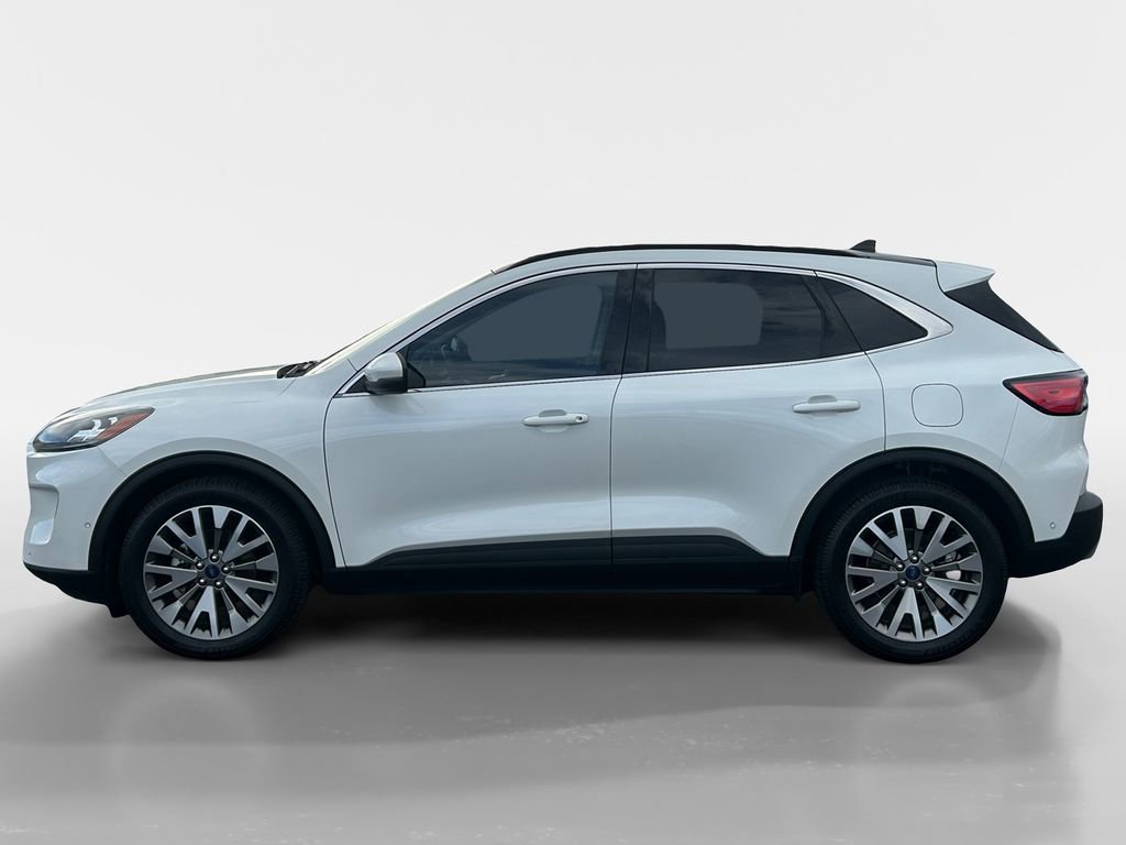 Used 2020 Ford Escape Titanium video 2