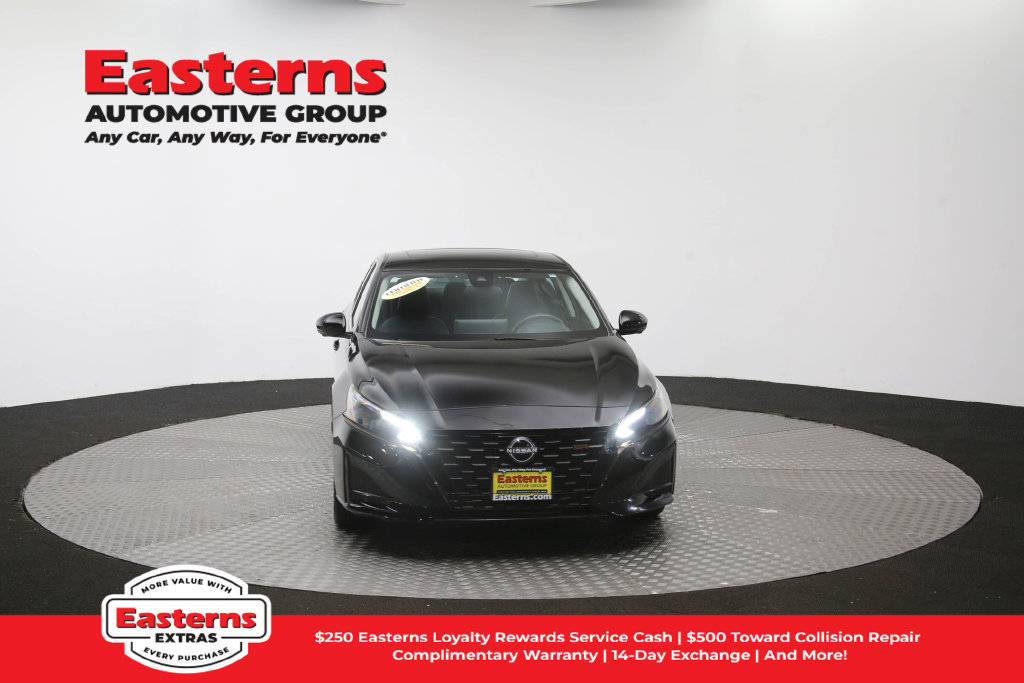 Used 2023 Nissan Altima 2.0 SR FWD image 56