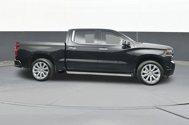 Used 2021 Chevrolet Silverado 1500 High Country w/ Technology Package image 19