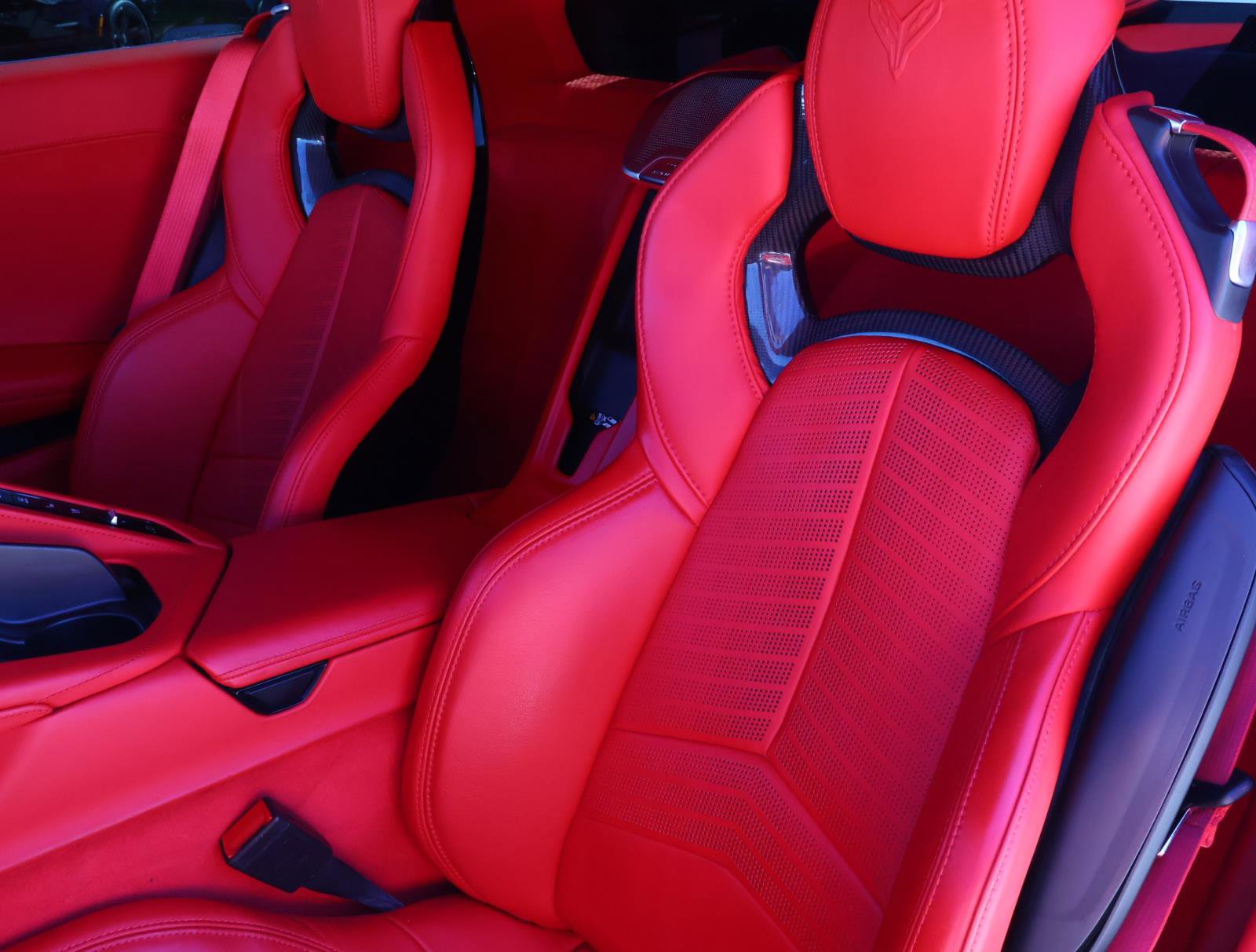 Used 2024 Chevrolet Corvette Stingray Premium Cpe w/ Z51 Performance Package image 17