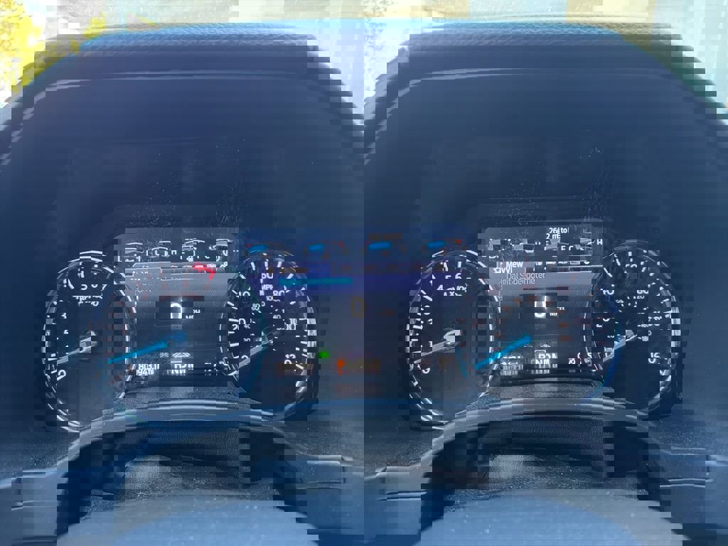 Used 2021 Ford Expedition Limited image 9