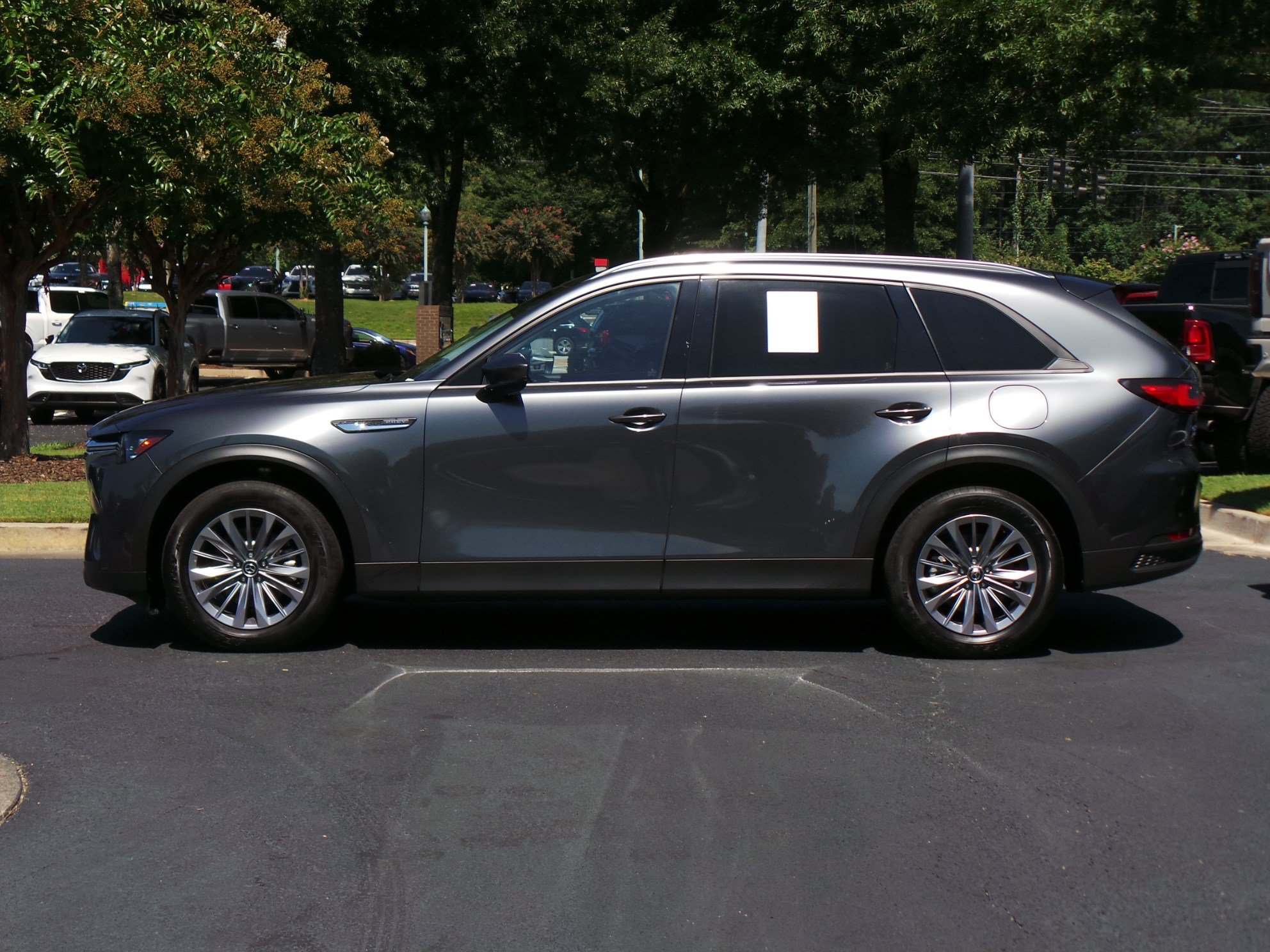 Certified 2024 MAZDA CX-90 Plug-In Hybrid w/ Preferred AWD/4WD image 5