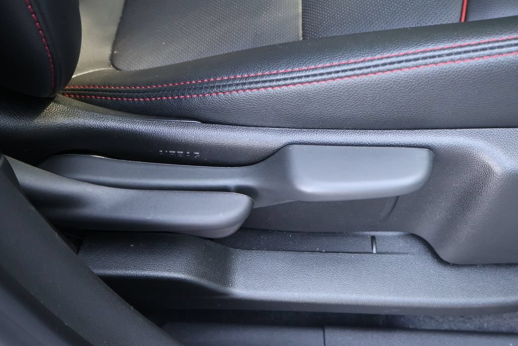 Used 2023 Chevrolet Equinox RS w/ RS Leather Package AWD/4WD image 45