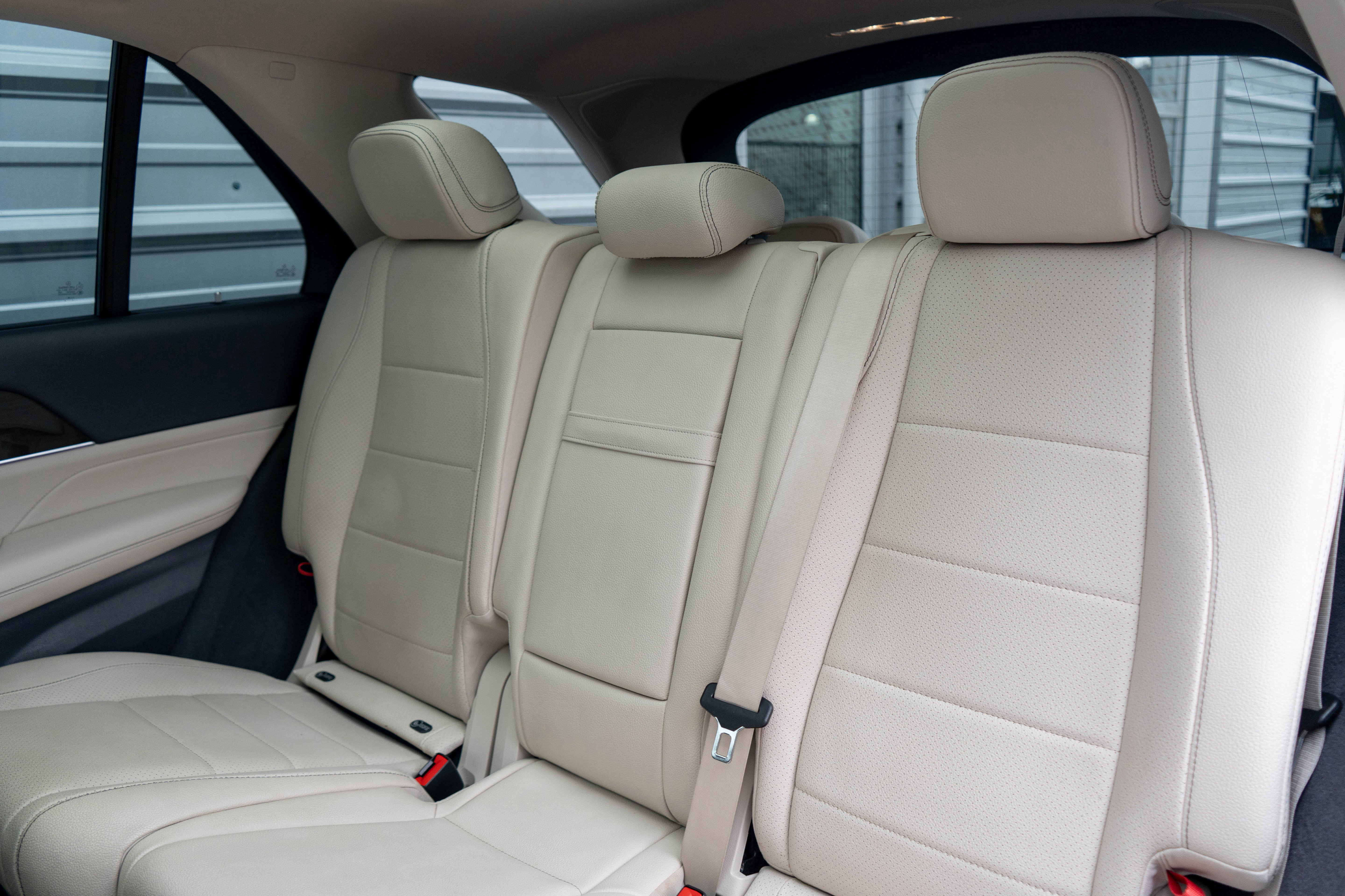 Used 2020 Mercedes-Benz GLE 350 4MATIC image 28