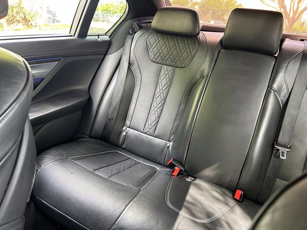 Used 2016 BMW 740i RWD image 12
