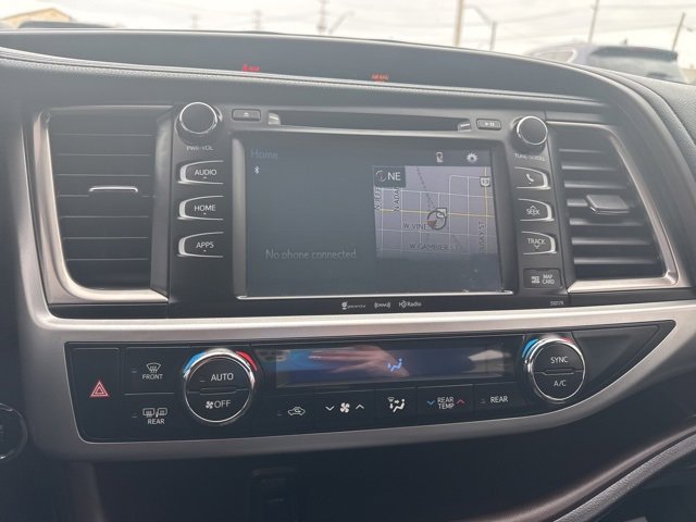 Used 2018 Toyota Highlander XLE image 28