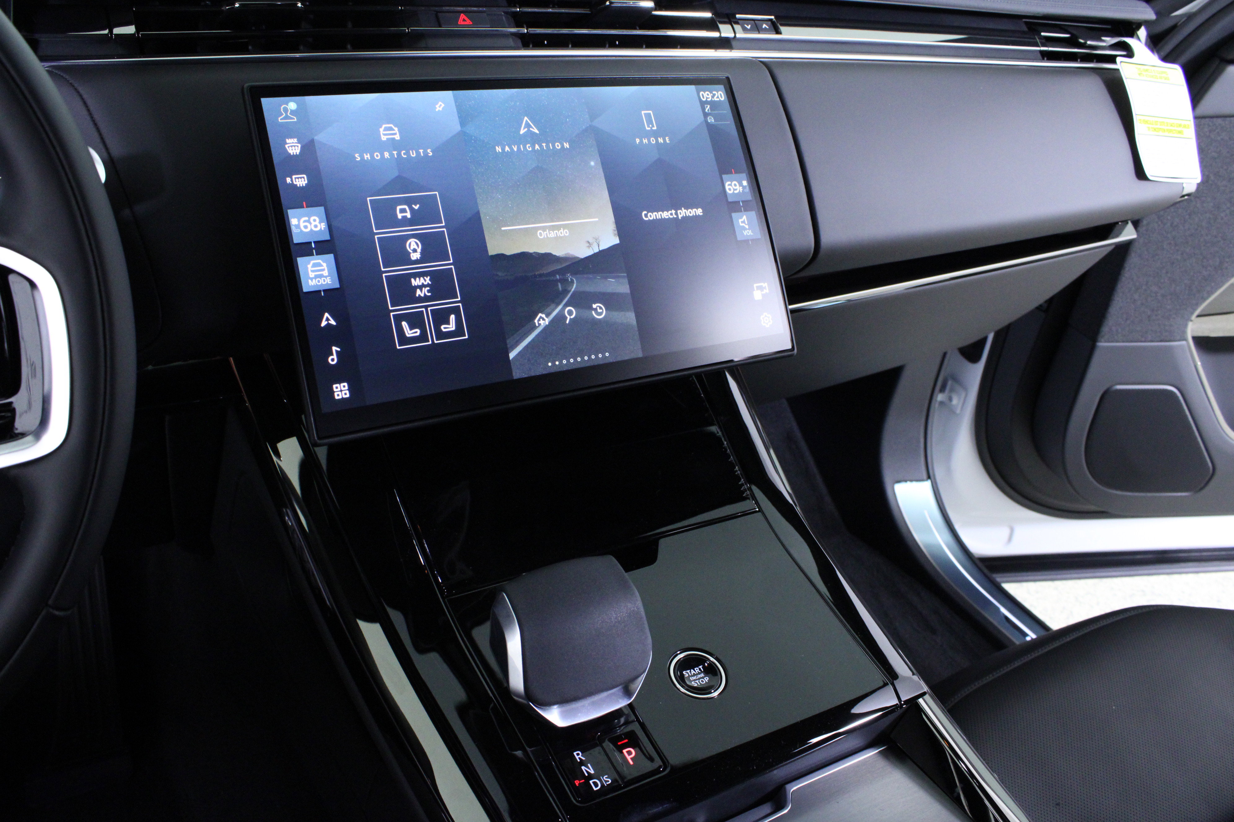 New 2026 Land Rover Range Rover Sport SE image 19