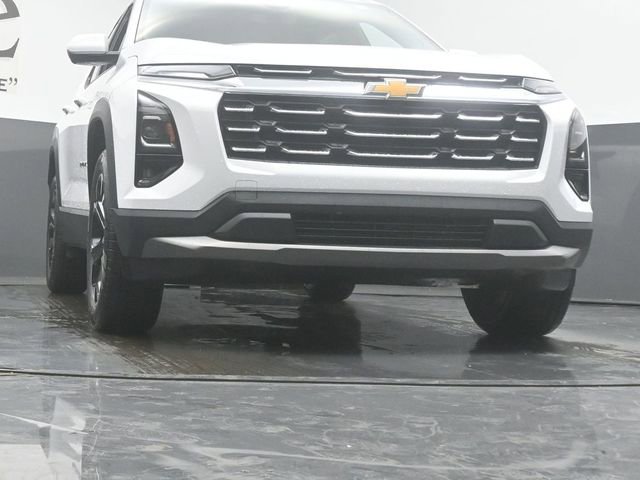 New 2026 Chevrolet Equinox LT w/ Safety and Technology Package image 3