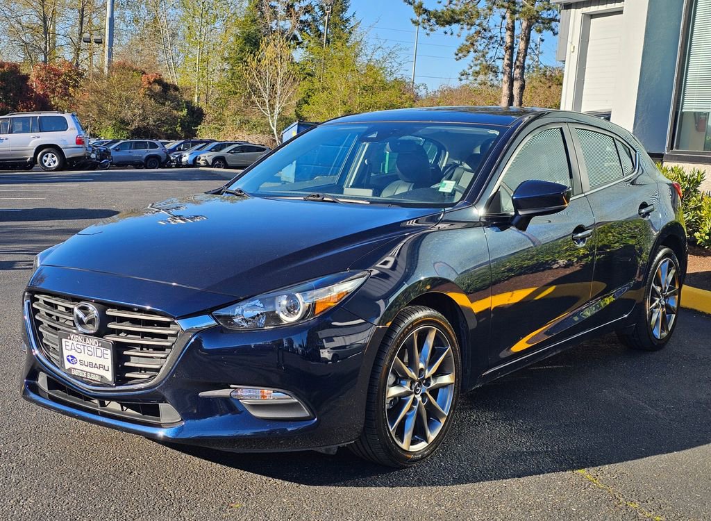 Used 2018 MAZDA MAZDA3 Touring image 3