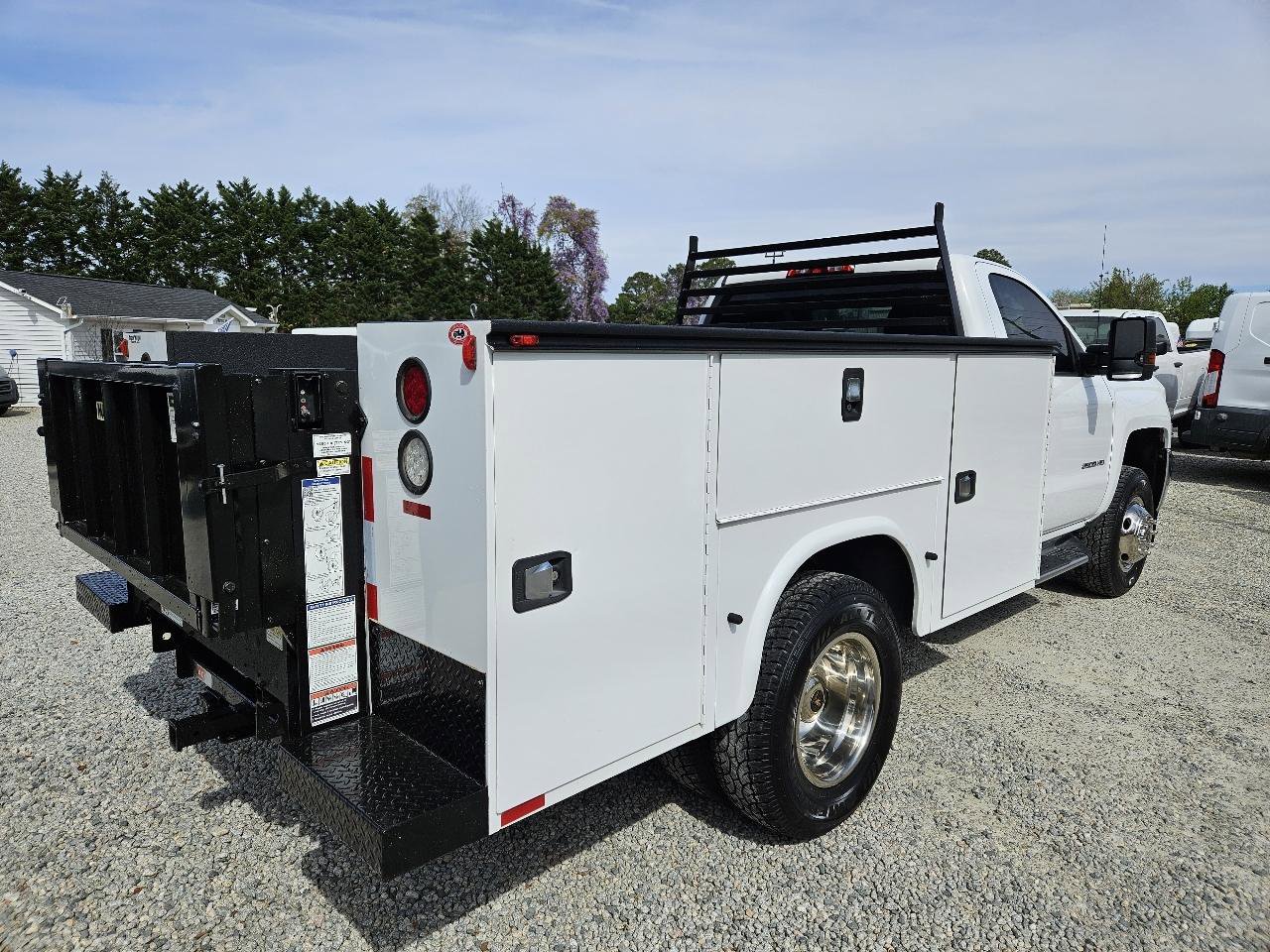 Used 2015 Chevrolet Silverado 3500 W/T w/ WT Convenience Package AWD/4WD image 5