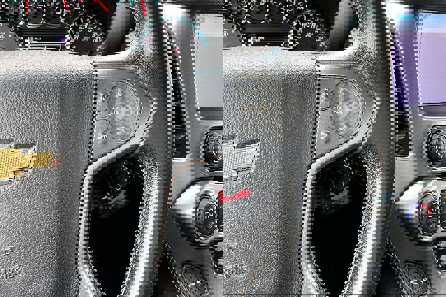 Used 2015 Chevrolet Tahoe LT w/ Texas Edition image 23