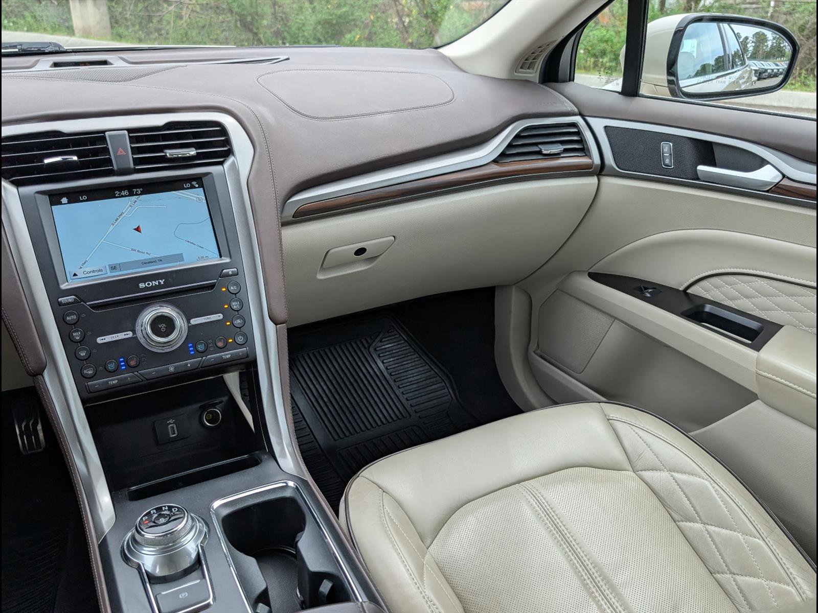 Used 2017 Ford Fusion Platinum AWD/4WD image 9