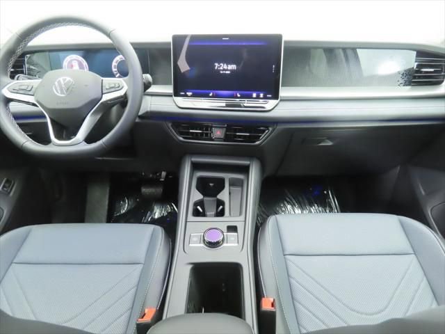 New 2026 Volkswagen Tiguan SE image 13
