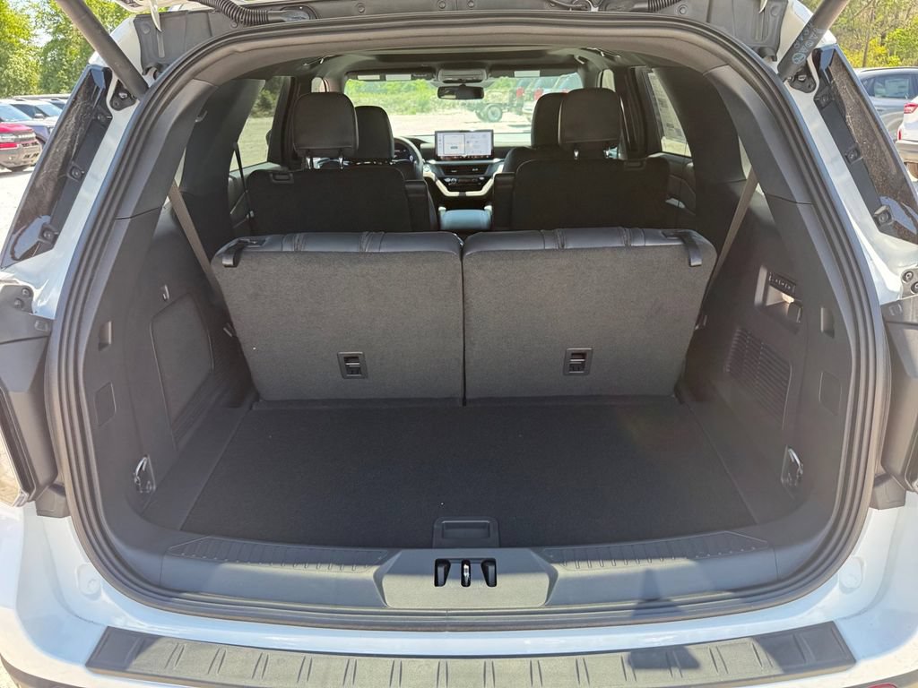 New 2026 Ford Explorer ST w/ Sun And Sound Package RWD image 28