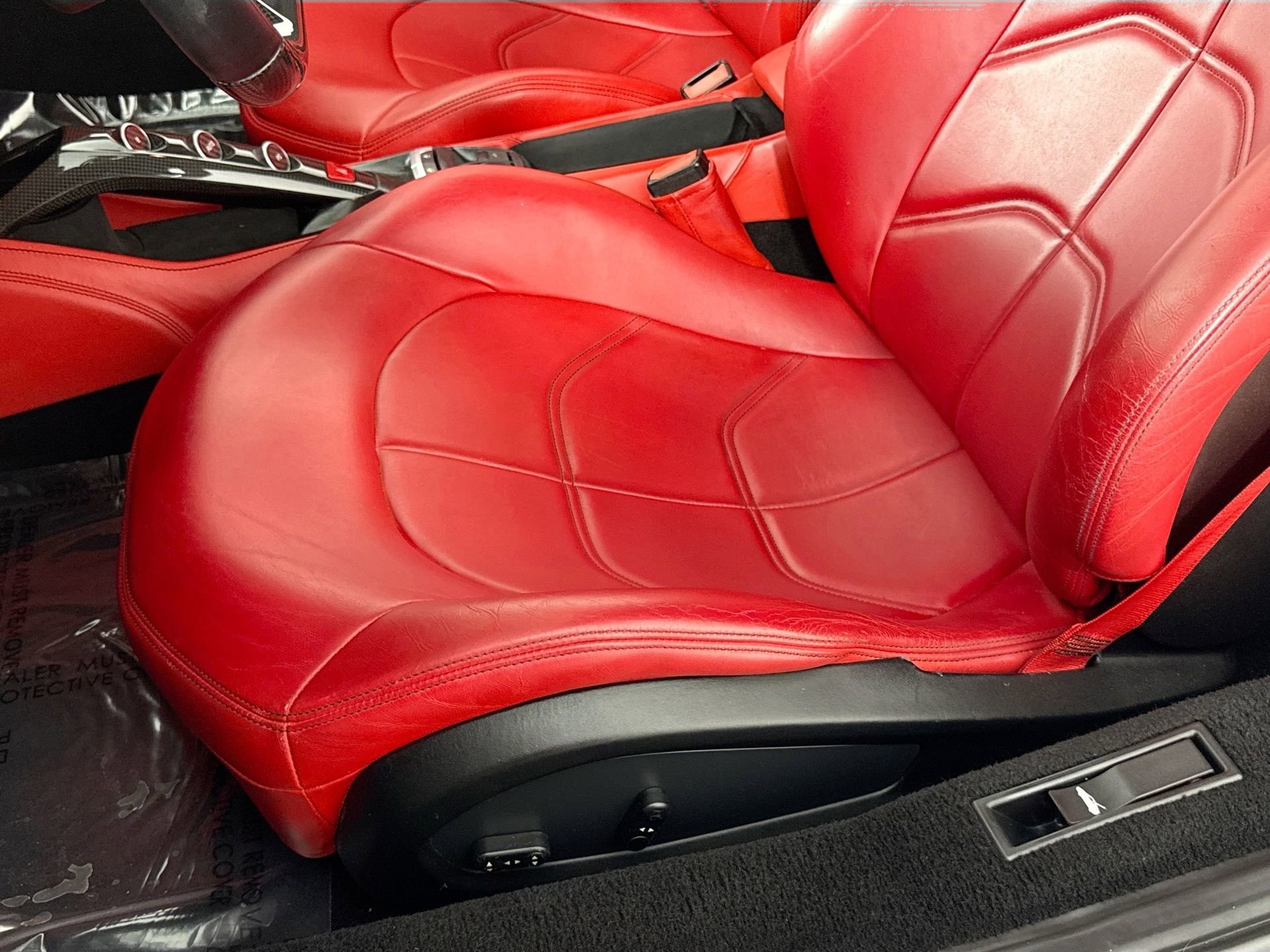 Certified 2018 Ferrari 488 Spider Base image 18