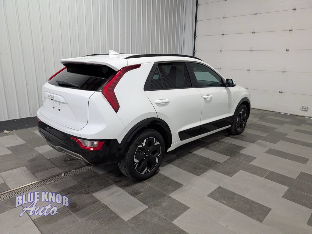 Used 2024 Kia Niro Wind FWD image 4