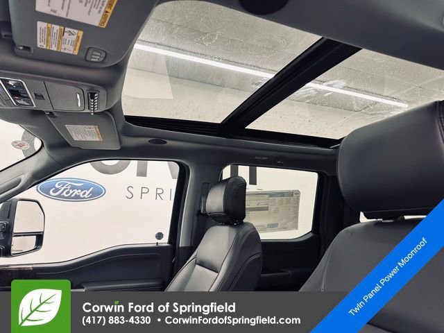 New 2026 Ford F350 Lariat w/ Black Appearance Package image 31