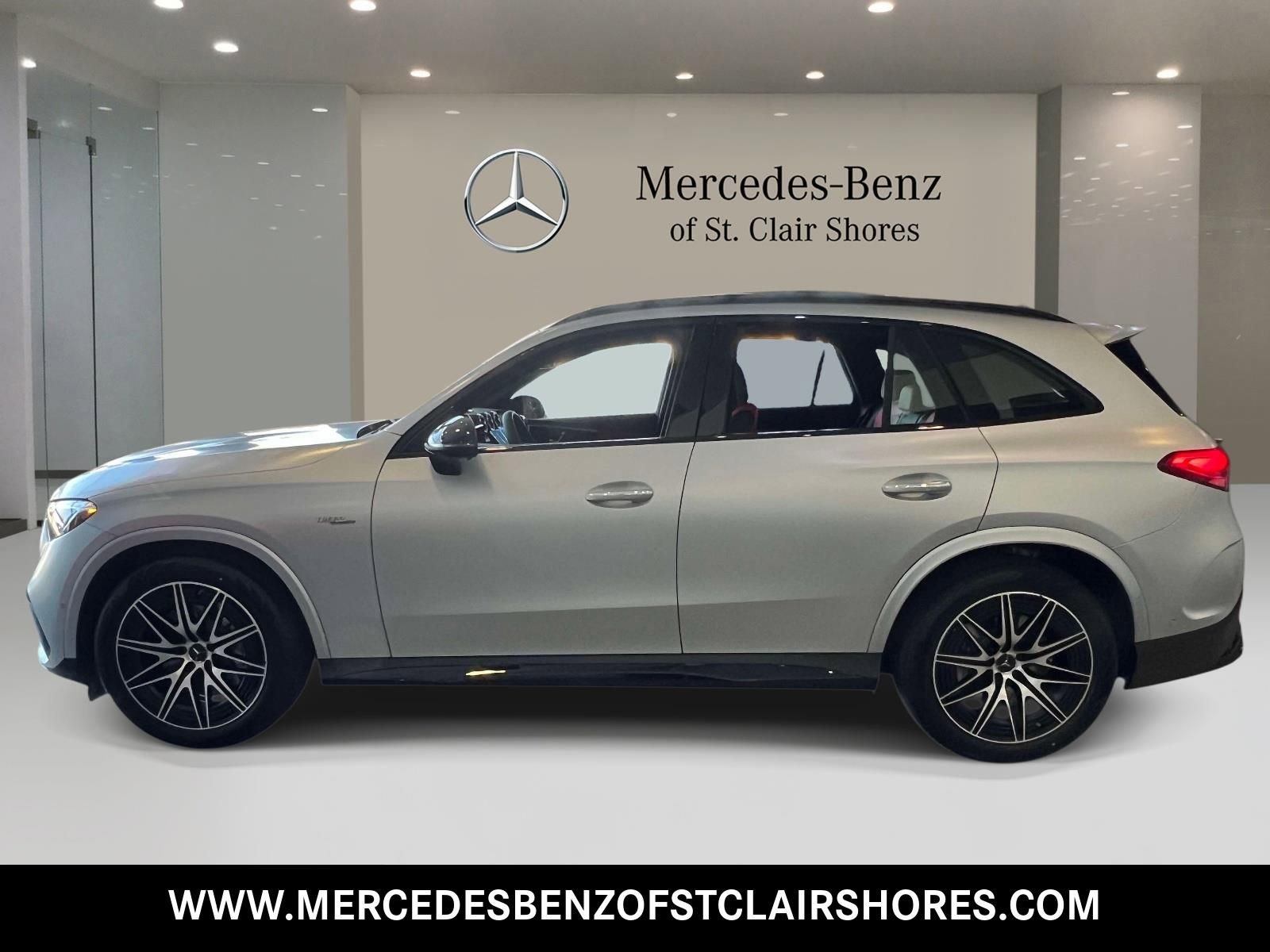 New 2026 Mercedes-Benz GLC 43 AMG 4MATIC image 2