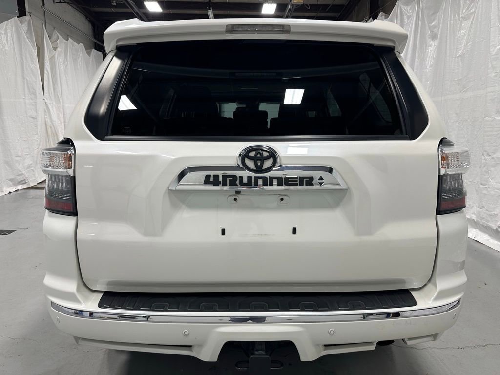 Used 2020 Toyota 4Runner Limited AWD/4WD image 6