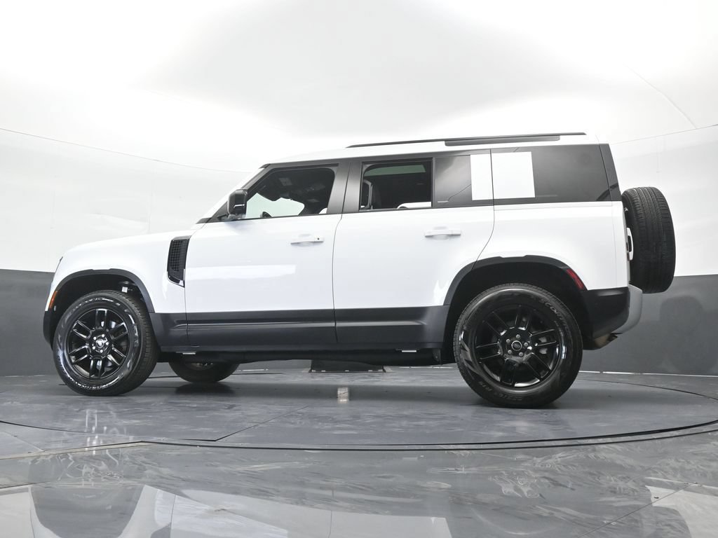 Used 2025 Land Rover Defender 110 S AWD/4WD image 74