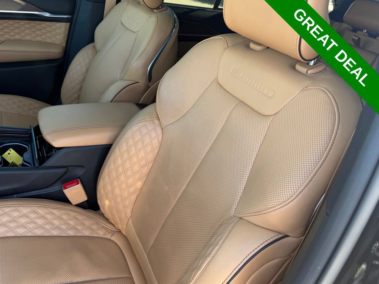 Used 2023 Jeep Grand Cherokee Summit w/ Luxury Tech Group V AWD/4WD image 32