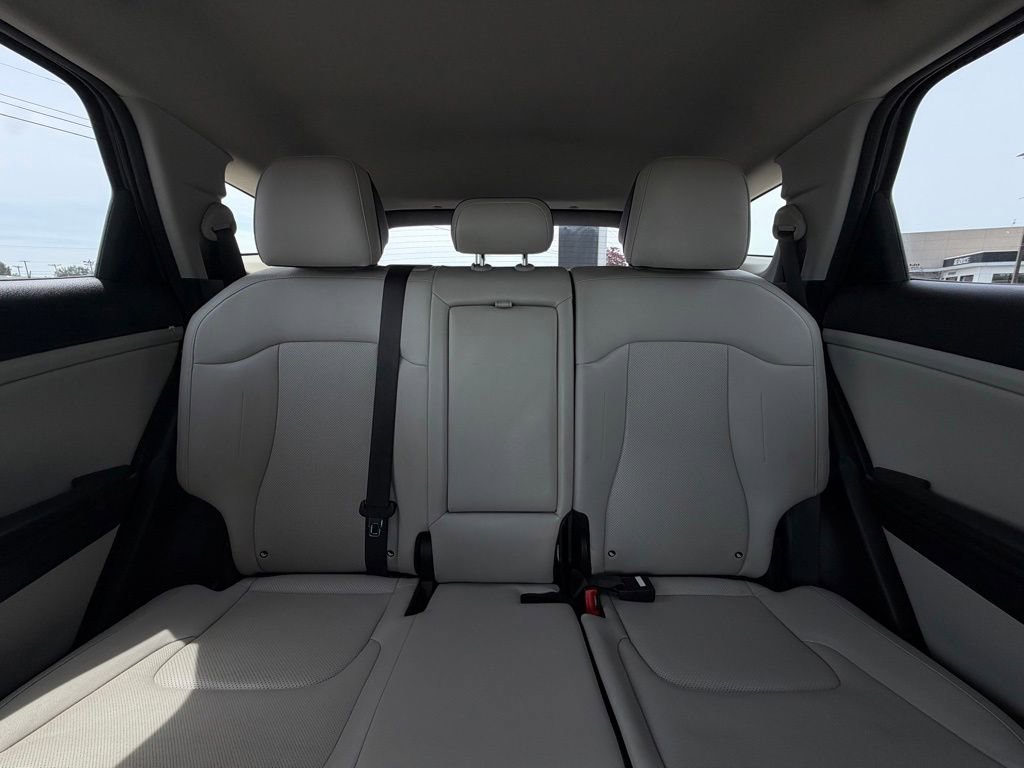 Used 2024 Kia Sportage EX FWD image 25