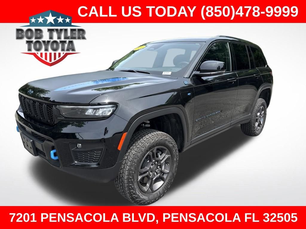 Used 2024 Jeep Grand Cherokee Trailhawk