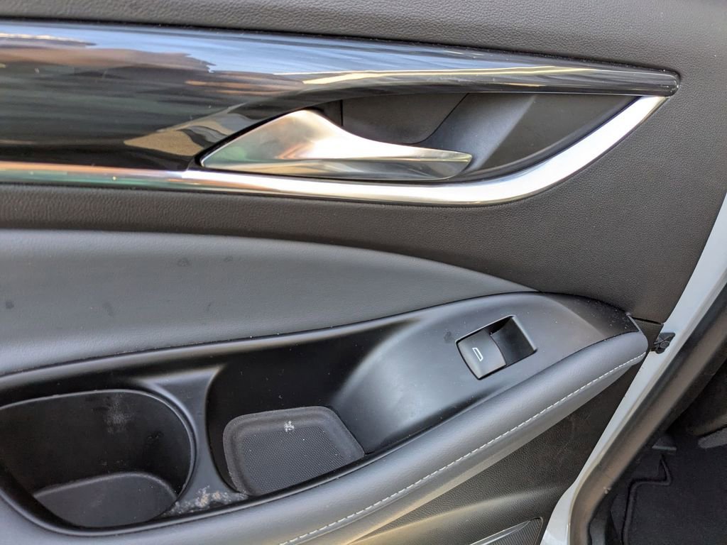 Used 2024 Buick Enclave Premium image 29