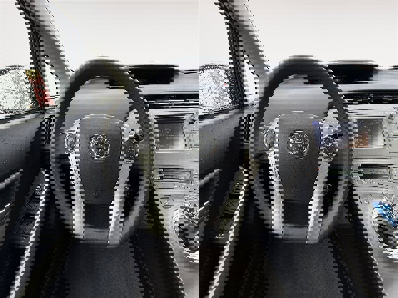 Used 2013 Toyota Prius Two image 13