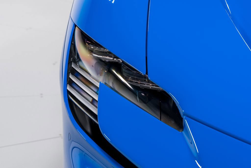 Used 2024 Ferrari SF90 Spider image 42