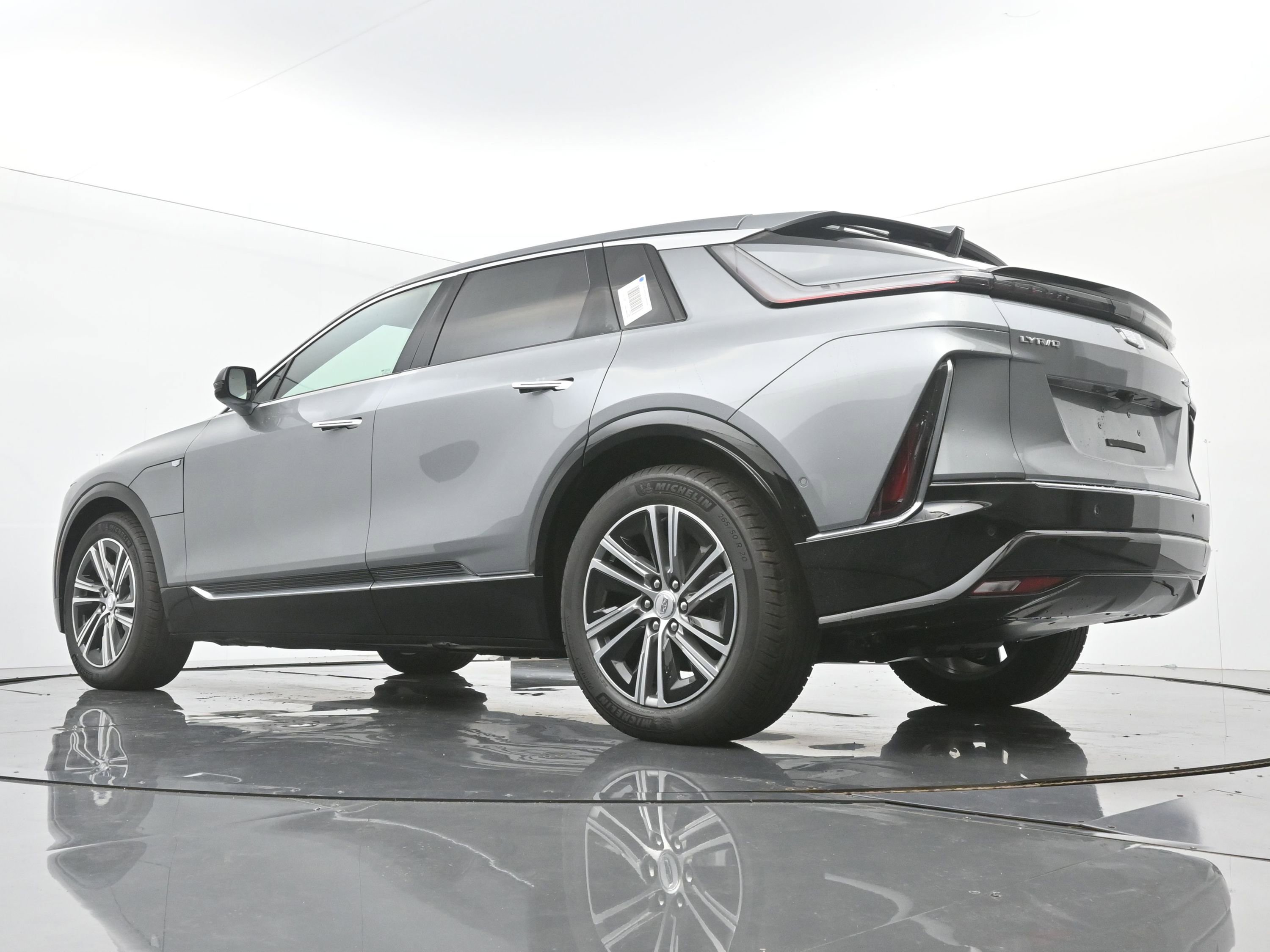 New 2026 Cadillac Lyriq Luxury image 17