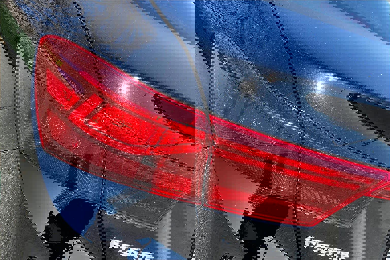 Used 2023 Kia Forte LXS w/ LXS Technology Package image 25