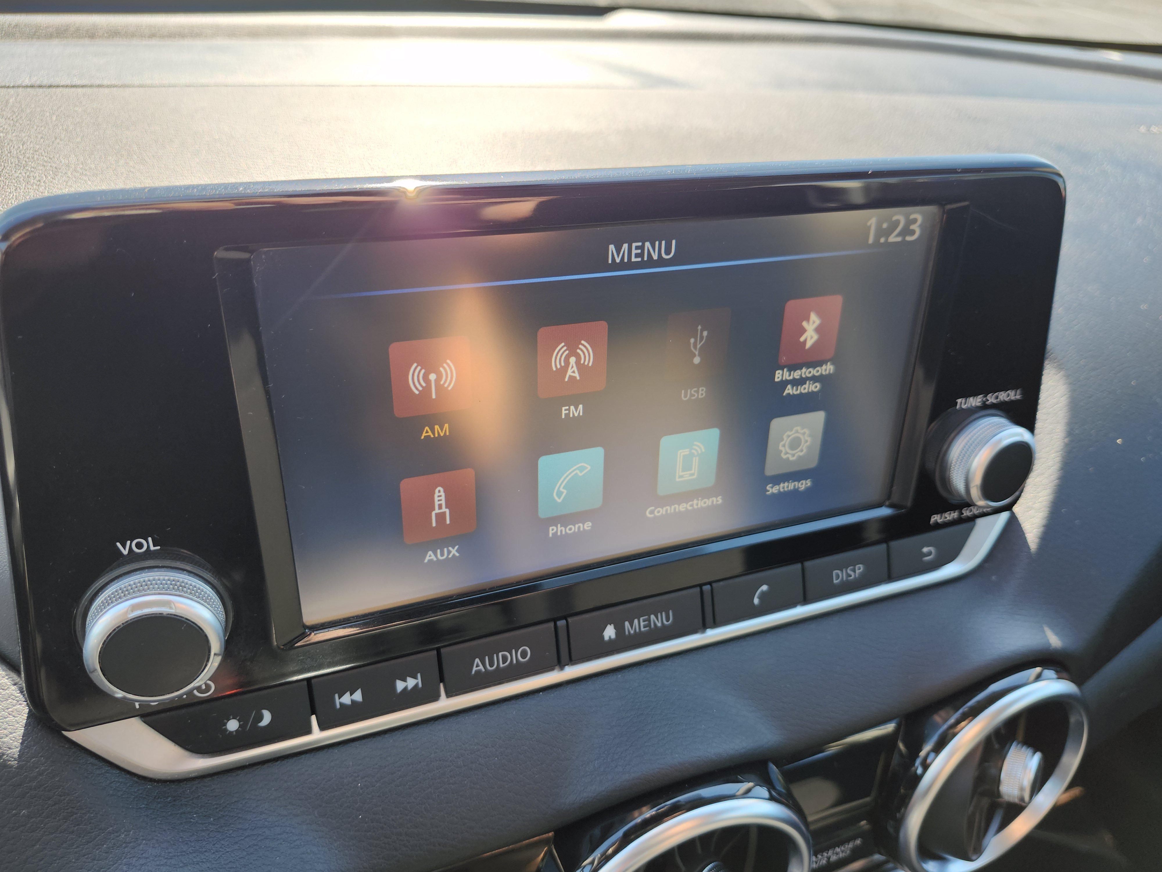 Used 2020 Nissan Sentra S FWD image 4