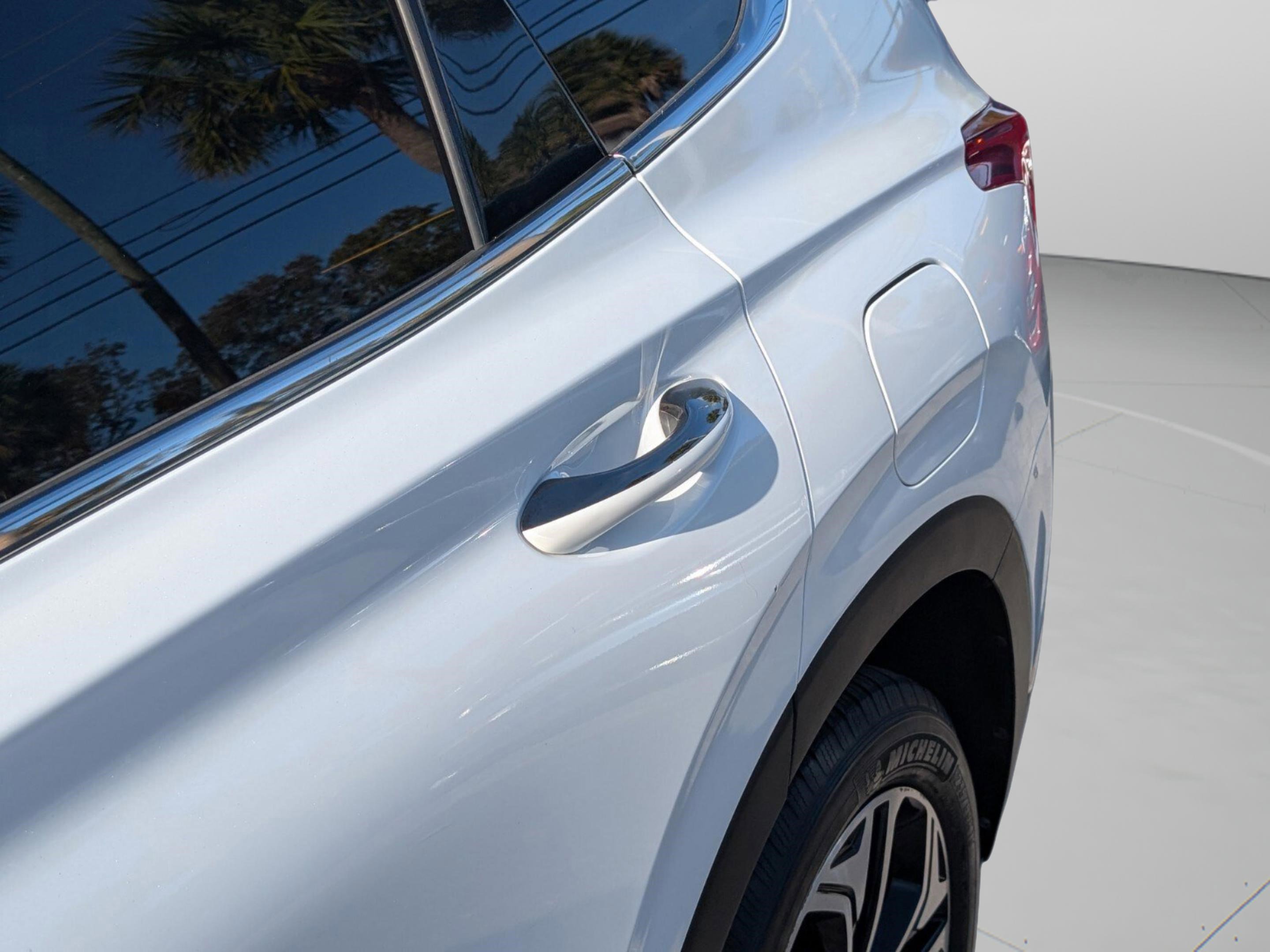 Used 2020 Hyundai Santa Fe Limited image 17