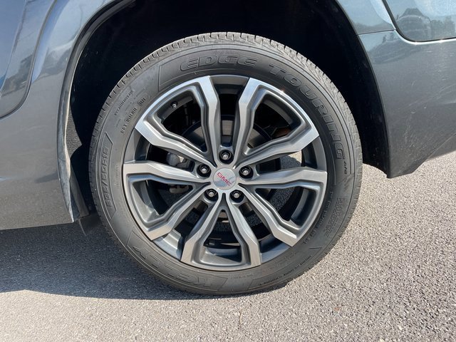 Used 2018 GMC Terrain Denali w/ Comfort Package image 25